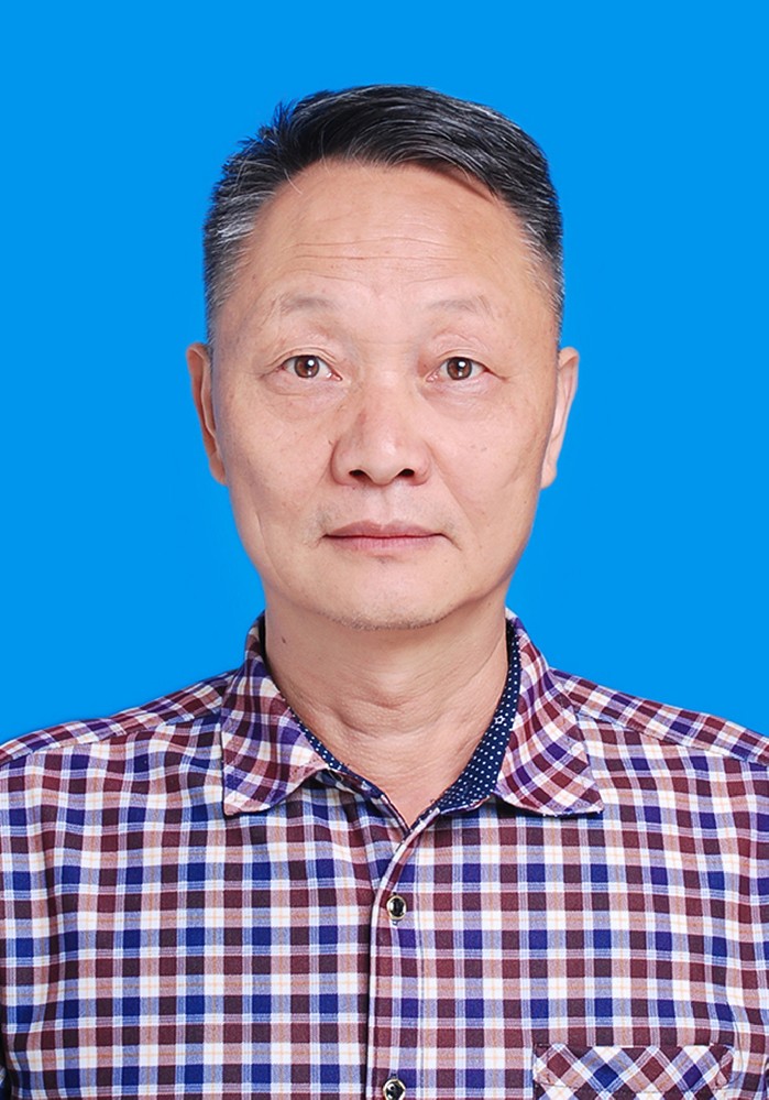 胡纯栋